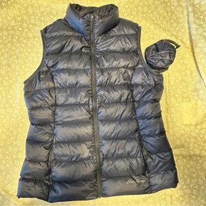 NWOT - Eddie Bauer Down 650 Navy Vest
